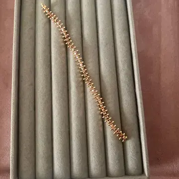 핑크 골드 스터드 디자인 팔찌