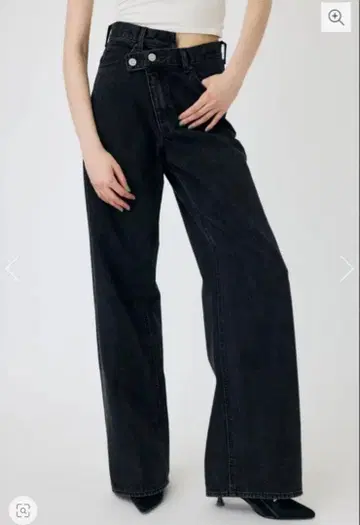 새상품급 MOUSSY 크로스 허리 와이드 스트레이트 블랙 2 데님