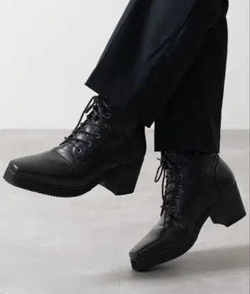 [ CLEL ] 하이 솔 디자인 힐 부츠