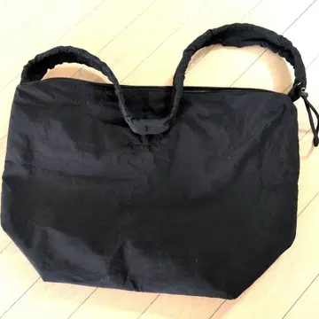 블랙 숄더백 Petit main 블랙 마더백