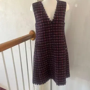 아푸와이저 리셰 트위드 슬리브리스 원피스