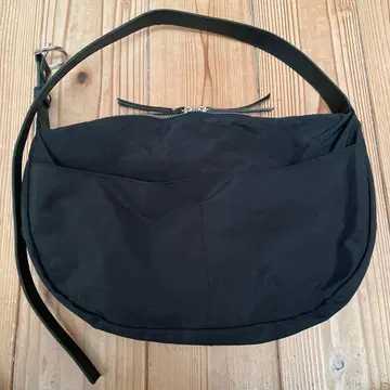 ourhome 문 숄더백