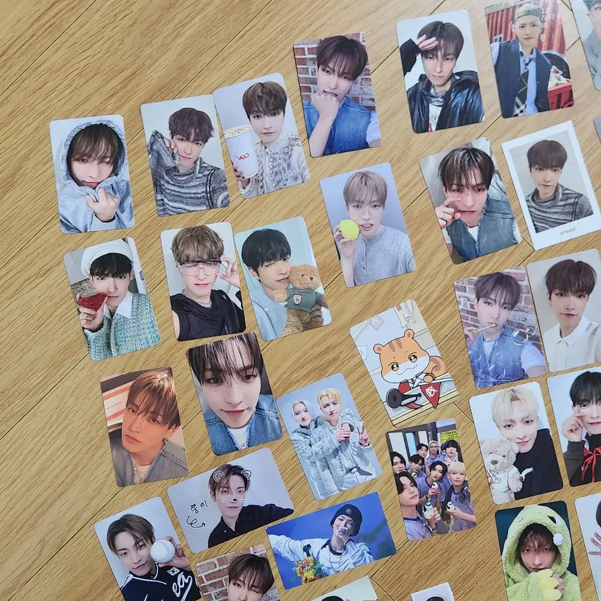 Jeno winter fanmeeting poca wts on Bunjang Global Site.