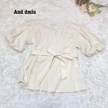 s.532 [안데뮤] 플레어 블라우스 퍼프 슬리브 아이보리 허리 리본