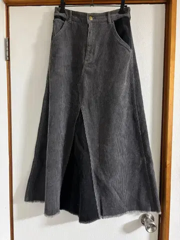 코듀로이 스커트 절개 디자인 롱 스커트