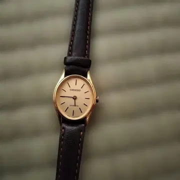 ORIENT 쿼츠 손목시계 골드/블랙