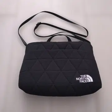 THE NORTH FACE 블랙 숄더백