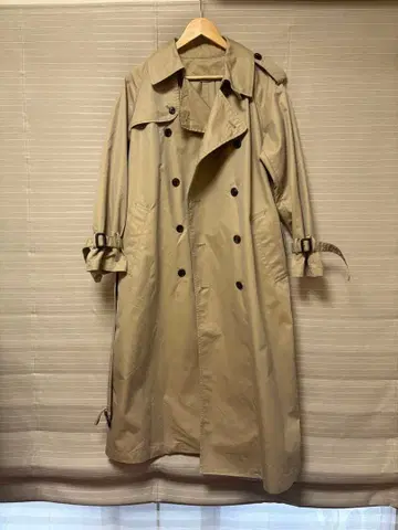 plage 트렌치코트