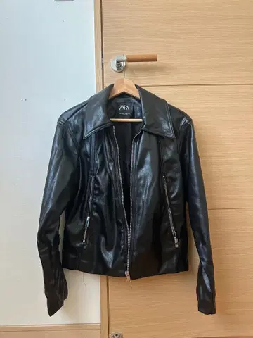 ZARA 블랙 라이더 자켓