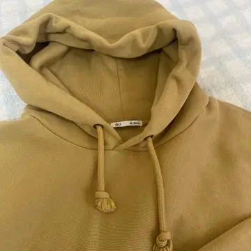 카키 후드 부착 후드티