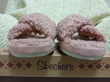 Skechers 핑크 크로스 스트랩 샌들