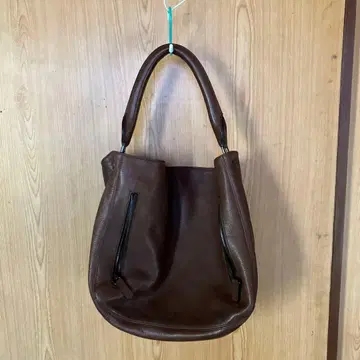 천연 가죽 yoshie inaba 브라운 숄더백