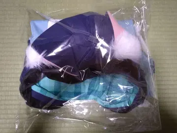 FLUFFY LAND 시저 모티브 후드티