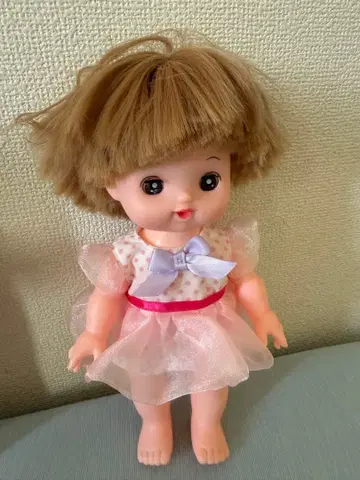 멜짱 인형 2체 세트 (드레스, 파자마)