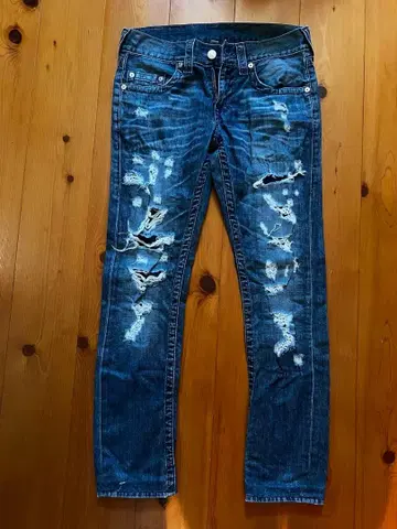 데미지 가공 슬림핏 데님