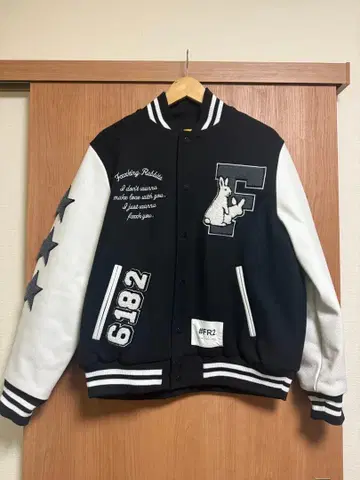 FR2 Varsity Jacket (바시티 자켓)