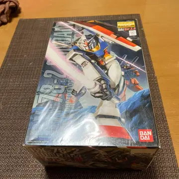 MG RX-78-2 Ver.2.0 건담 프라모델