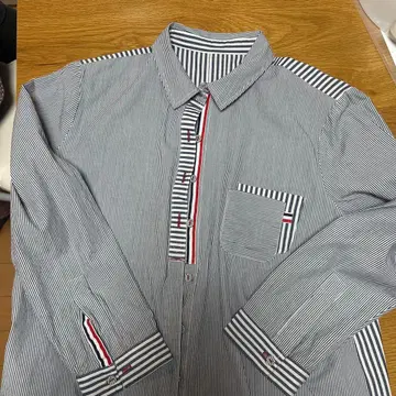 스트라이프 버튼 다운 긴팔 셔츠