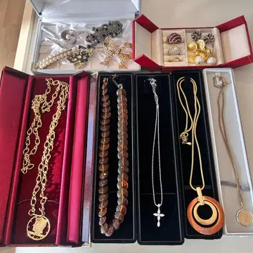 액세서리 묶음 판매 목걸이 브로치 반지 생전 정리 4s9