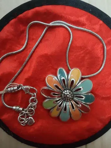 BRIGHTON 멀티 컬러 해바라기 디자인 목걸이 브라이튼