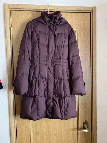 후드 부착 퍼플 다운 자켓
