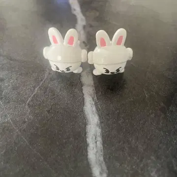 스키즈 빗쿠라타마고 리빗 리노