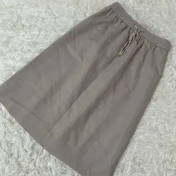 [ 고품질 ] EL MIDAS 스커트 그레이지 38 캐주얼 맨투맨