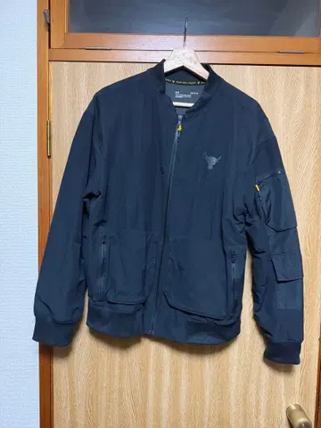 언더아머 프로젝트락 자켓