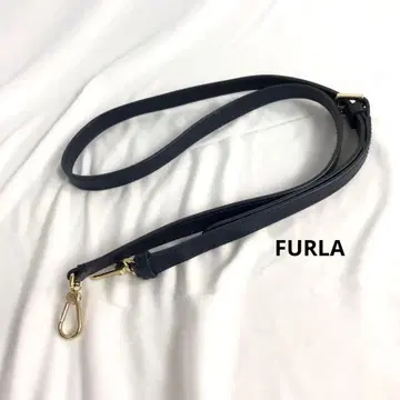 새상품급 FURLA 훌라 네이비 가죽 숄더 스트랩 골드 금장 장식