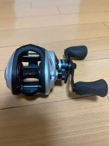 아부 가르시아 Revo 윈치