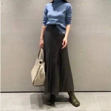 Mila Owen 레더 라이크 롱 스커트 사이즈 0 그레이