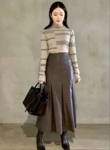 Mila Owen 레더 라이크 롱 스커트 사이즈 0 그레이