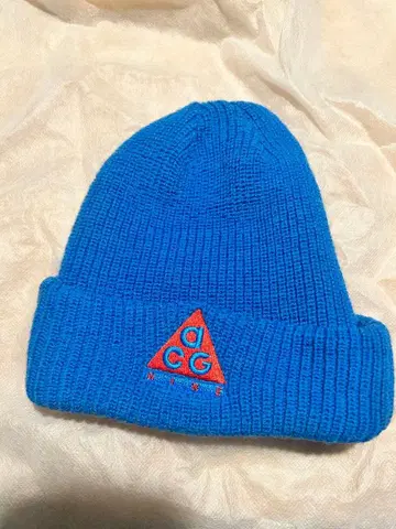 NIKE ACG 로고 비니 파랑