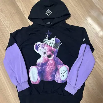 곰 프린트 플리스 후드티 블랙/보라색 프리 TRAVAS