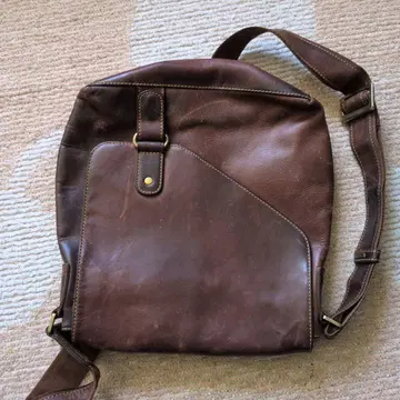 VISCONTI 브라운 가죽 숄더백