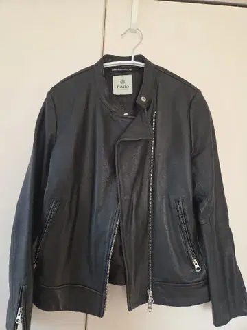 nano 블랙 가죽 라이더 자켓 38