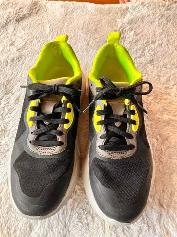 콜한 제로그랜드 스니커즈 23.5cm