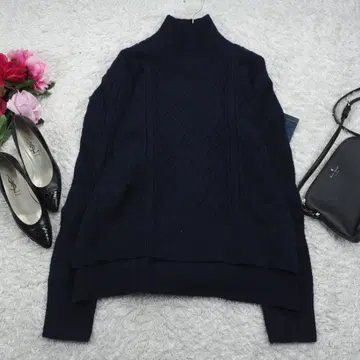 H171*어반 리서치 케이블 니트 스웨터 네이비 F