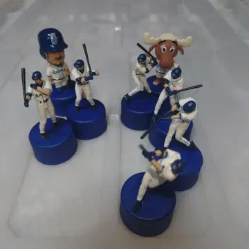 이치로 선수와 마리너스 마스코트 피규어 8체 세트