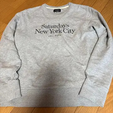 Saturdays New York City 그레이 맨투맨