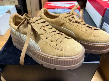 PUMA x Fenty by Rihanna 통굽 스니커즈 28cm