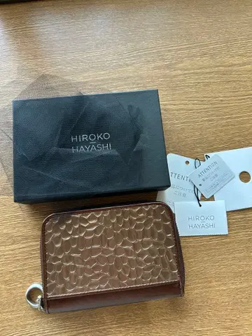 HIROKO HAYASHI 이단 접이식 지갑