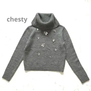 chesty 체스티 터틀넥 플라워 비쥬 상의 니트