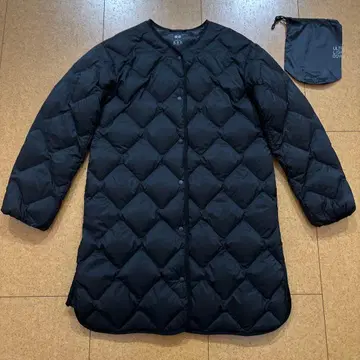 새상품급 유니클로 울트라 라이트 다운 릴랙스 코트 블랙 M