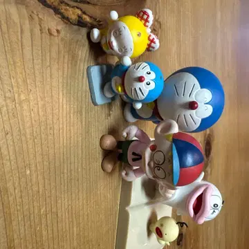 도라에몽 피규어 세트 6체