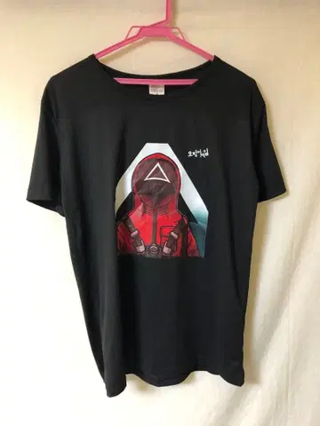 오징어 게임 M 사이즈 티셔츠