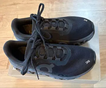 ON CLOUDMONSTER 여성용 블랙 (24.5cm)