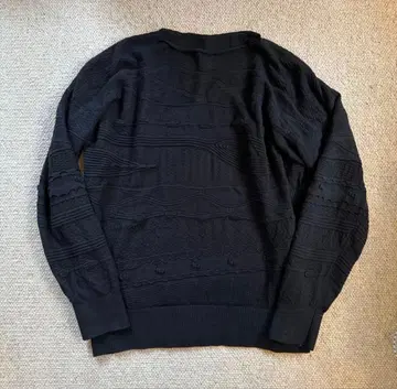 살바무 니트 블랙