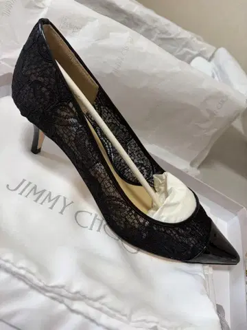 JIMMY CHOO 블랙 레이스 하이힐 37 미사용 새상품