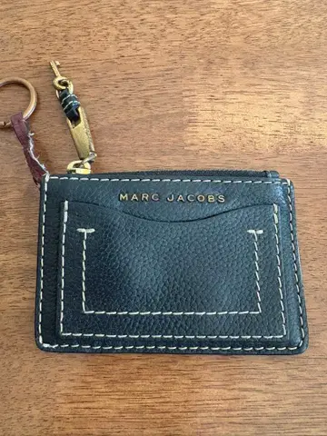 MARC JACOBS 블랙 가죽 코인 케이스